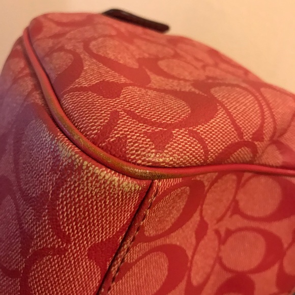 Coach fuchsia handbag - Picture 7 of 12